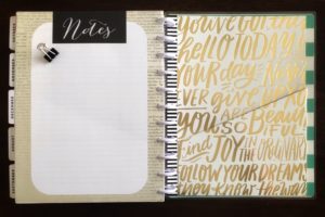 Looking to have better organization this year, or simply curious about all the Happy Planner hype? Check out the Big Happy Planner layouts and see a few ideas to get you started toward a more organized year. 