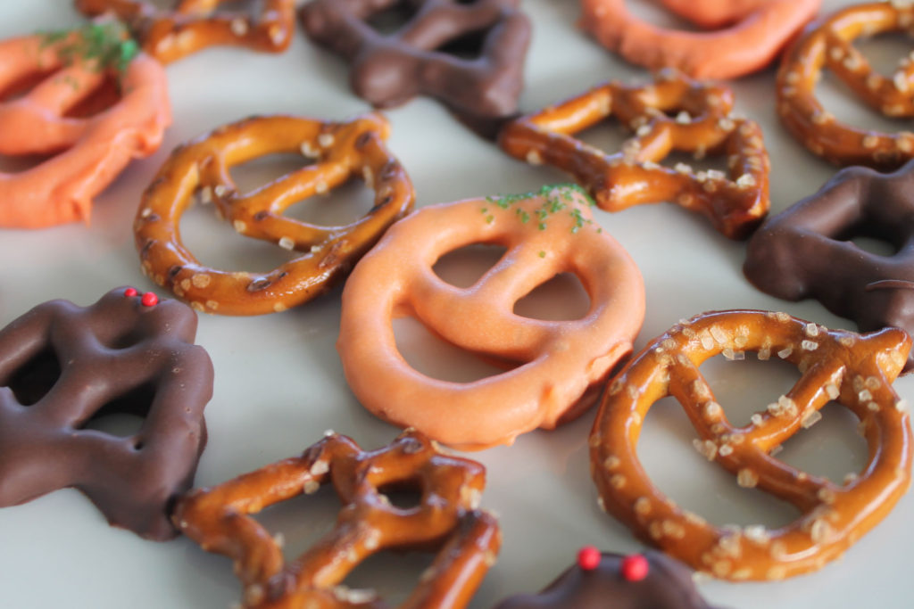Bat and jack-o'-lantern chocolate covered pretzels